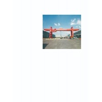 山東廠家直供門式起重機