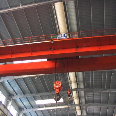 山東龍輝   雙梁式起重機