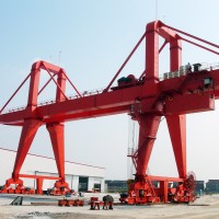 河南新鄉耐用門式起重機-河南鑫源起重機集團有限公司