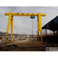 山東起重機的技術要求山東龍輝起重機械有限公司