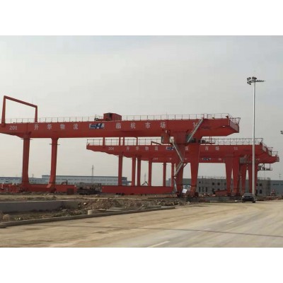山東天源重工集團(tuán)門式起重機(jī)熱銷中