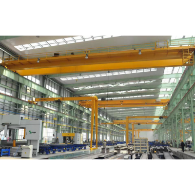 山東雙梁起重機專業(yè)廠家亞泰品牌公