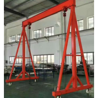 河南工廠實拍振發滑車生產的簡易龍門架