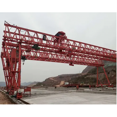 河南新鄉路橋起重機宇華起重設備集