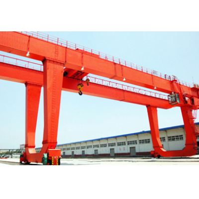山東德魯克品牌公司生產(chǎn)門式起重機(jī)