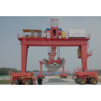 周口輪胎起重機全新設計淮陽起重機