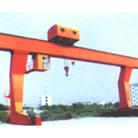 福建福州重型起重機施工現場