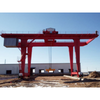 山東起重機高清大圖山東泰山起重機械有限公司
