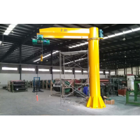 河南順興中原起重機(jī)械有限公司專業(yè)生產(chǎn)懸臂吊起重機(jī)導(dǎo)軌貨梯